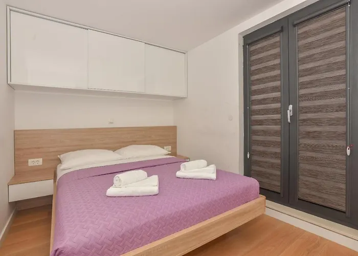 Mt City Apartments